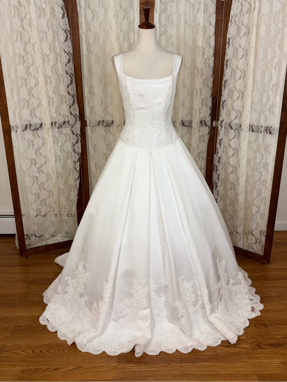 Stunning Vintage 90s Imperial Heavy Satin Pleated Wedding Gown